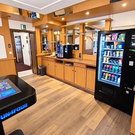 Hotel Smart 1 Bb1 052 *